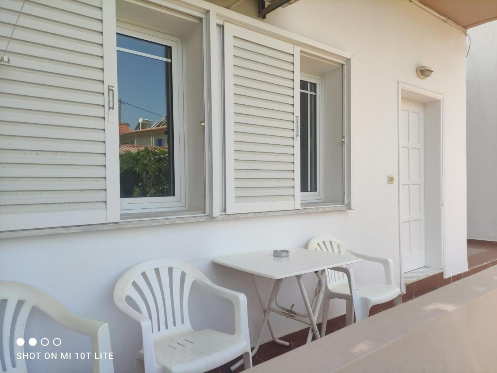 Yannis Apartments Amoudara  Exterior photo