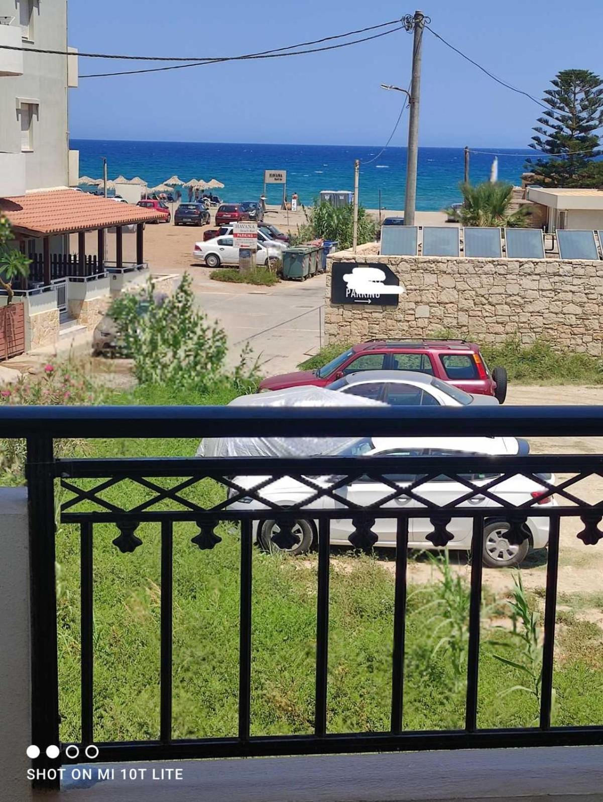Yannis Apartments Amoudara  Exterior photo